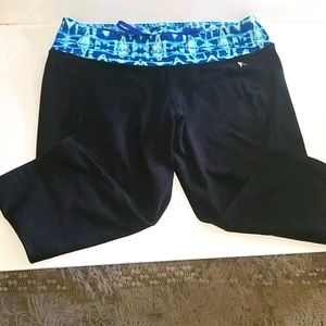 🤗 Danskin Sportswear